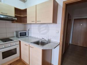 Pronájem bytu 1+kk, Praha - Žižkov, Táboritská, 31 m2