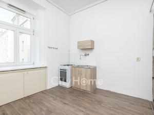 Pronájem bytu 1+1, Praha - Smíchov, Grafická, 42 m2