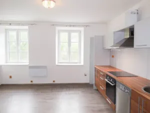 Pronájem bytu 2+kk, Český Krumlov - Plešivec, 5. května, 39 m2