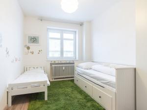 Pronájem bytu 3+kk, Praha - Vršovice, Gruzínská, 70 m2