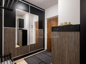 Prodej bytu 2+kk, Praha - Zličín, Hevlínská, 160 m2