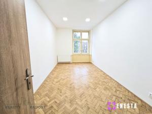 Pronájem bytu 2+1, Praha - Nusle, náměstí Generála Kutlvašra, 54 m2