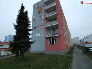 Prodej bytu 3+1, Tachov, Bělojarská, 72 m2