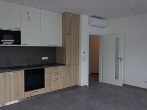 Pronájem bytu 4+kk, Znojmo, Třešňová, 102 m2