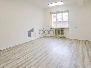 Pronájem kanceláře, Praha - Vinohrady, Blanická, 21 m2