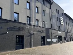 Pronájem kanceláře, Český Těšín, Jablunkovská, 902 m2