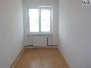 Prodej bytu 3+1, Teplice - Trnovany, Skupova, 70 m2