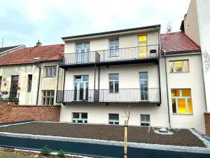 Pronájem bytu 2+kk, Písek, Mírové nám., 49 m2