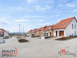 Prodej rodinného domu, Ořech, Východní, 161 m2