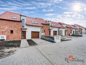 Prodej rodinného domu, Ořech, Východní, 159 m2