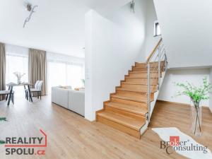 Prodej rodinného domu, Ořech, Východní, 166 m2