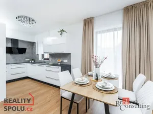 Prodej rodinného domu, Ořech, Východní, 166 m2