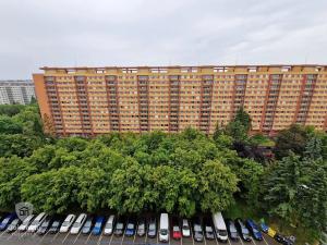 Pronájem bytu 3+1, Praha - Kobylisy, Famfulíkova, 60 m2