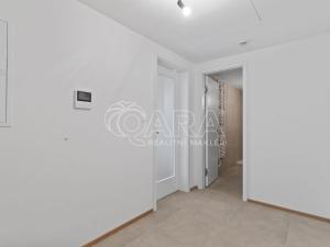 Pronájem bytu 2+kk, Praha - Smíchov, Šiklové, 45 m2