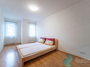 Pronájem bytu 2+kk, Úvaly, U Hostína, 48 m2