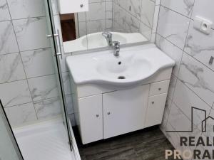 Prodej bytu 3+1, Hodonín, Sadová, 72 m2