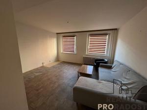 Prodej bytu 1+kk, Teplice, Pod školou, 31 m2