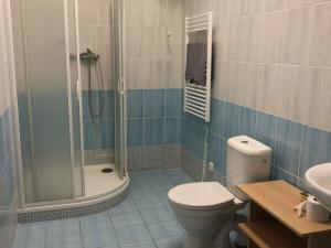 Pronájem kanceláře, Olomouc - Chválkovice, 200 m2