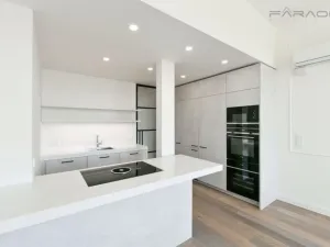 Pronájem bytu 3+kk, Praha - Vinohrady, náměstí Jiřího z Poděbrad, 93 m2