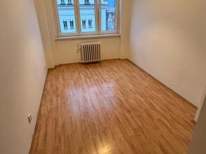 Pronájem bytu 2+kk, Praha - Holešovice, Komunardů, 57 m2