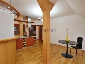 Pronájem bytu 4+kk, Praha - Vinohrady, Korunní, 105 m2