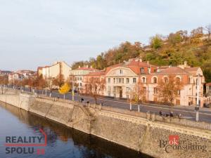 Prodej bytu 2+1, Praha - Vyšehrad, Rašínovo nábřeží, 104 m2