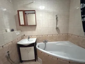 Prodej bytu 4+kk, Karlovy Vary, Sadová, 94 m2