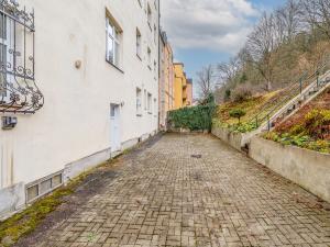 Prodej bytu 1+1, Karlovy Vary, Na Vyhlídce, 54 m2