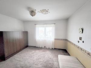 Pronájem bytu 2+kk, Praha - Kobylisy, Čimická, 40 m2