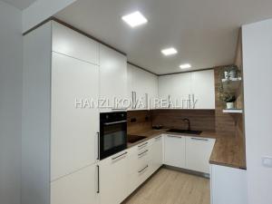 Pronájem bytu 2+kk, České Budějovice, Branišovská, 52 m2