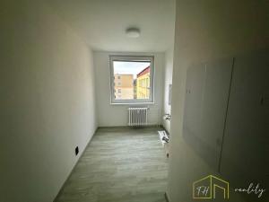 Prodej bytu 3+1, Teplice - Trnovany, Krušnohorská, 70 m2