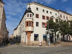 Pronájem obchodního prostoru, Jihlava, Masarykovo náměstí, 86 m2