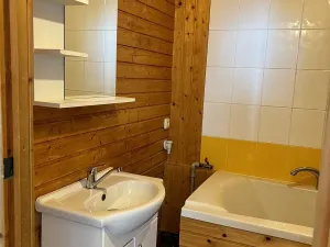 Pronájem bytu 2+kk, Lišov, Čechova, 45 m2