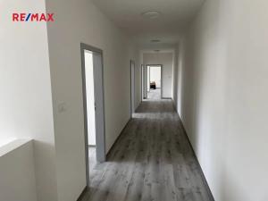 Pronájem výrobních prostor, Husinec, 1400 m2