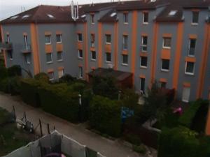 Pronájem bytu 2+kk, Milovice - Mladá, Kaštanová, 53 m2