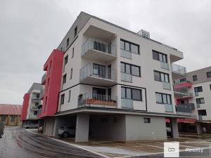 Prodej bytu 3+kk, Dašice, U Kasáren, 80 m2