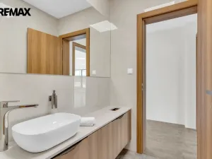 Pronájem obchodního prostoru, Velká Bíteš, 88 m2