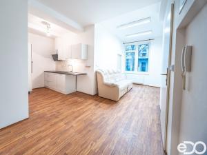 Prodej komerční nemovitosti, Poděbrady, Tyršova, 56 m2