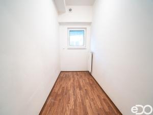 Prodej komerční nemovitosti, Poděbrady, Tyršova, 56 m2