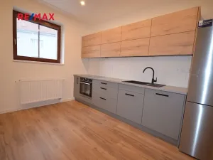 Pronájem bytu 2+kk, Slaný, Třebízského, 68 m2