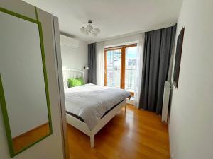 Pronájem bytu 3+kk, Praha - Holešovice, Komunardů, 88 m2