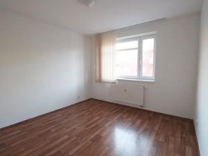 Pronájem bytu 2+kk, Praha - Vinoř, Českodubská, 46 m2