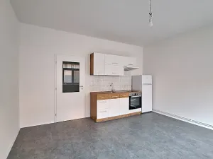 Pronájem bytu 1+kk, Praha - Břevnov, Bělohorská, 26 m2