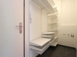 Pronájem bytu 1+kk, Praha - Záběhlice, Choceradská, 43 m2