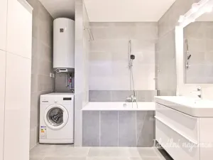 Pronájem bytu 1+kk, Brno - Královo Pole, Mojžíšova, 62 m2