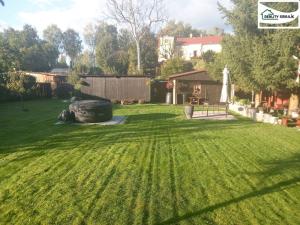 Prodej chaty, Plesná, Kostelní, 500 m2