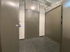 Pronájem bytu 1+kk, Praha - Kobylisy, Vršní, 40 m2