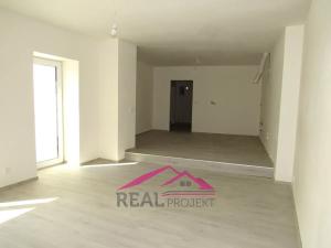 Prodej bytu 2+kk, Lomnice, Dlouhá, 82 m2