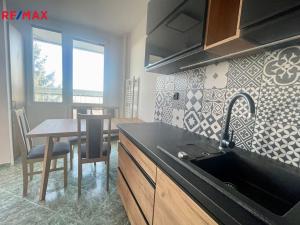 Pronájem bytu 3+kk, Praha - Kamýk, Pšenčíkova, 69 m2