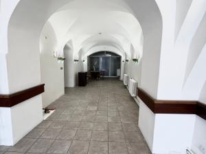 Pronájem obchodního prostoru, Frýdek-Místek, Zámecké nám., 73 m2